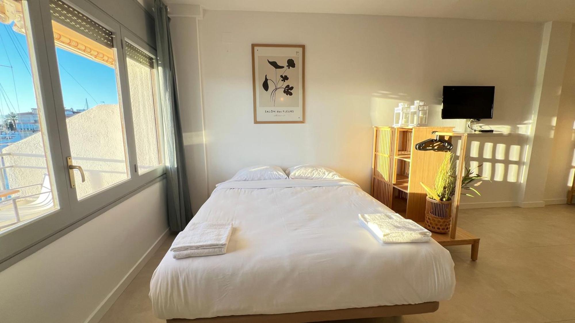 Estudio Frente Al Canal Con Terraza Empuriabrava Luaran gambar